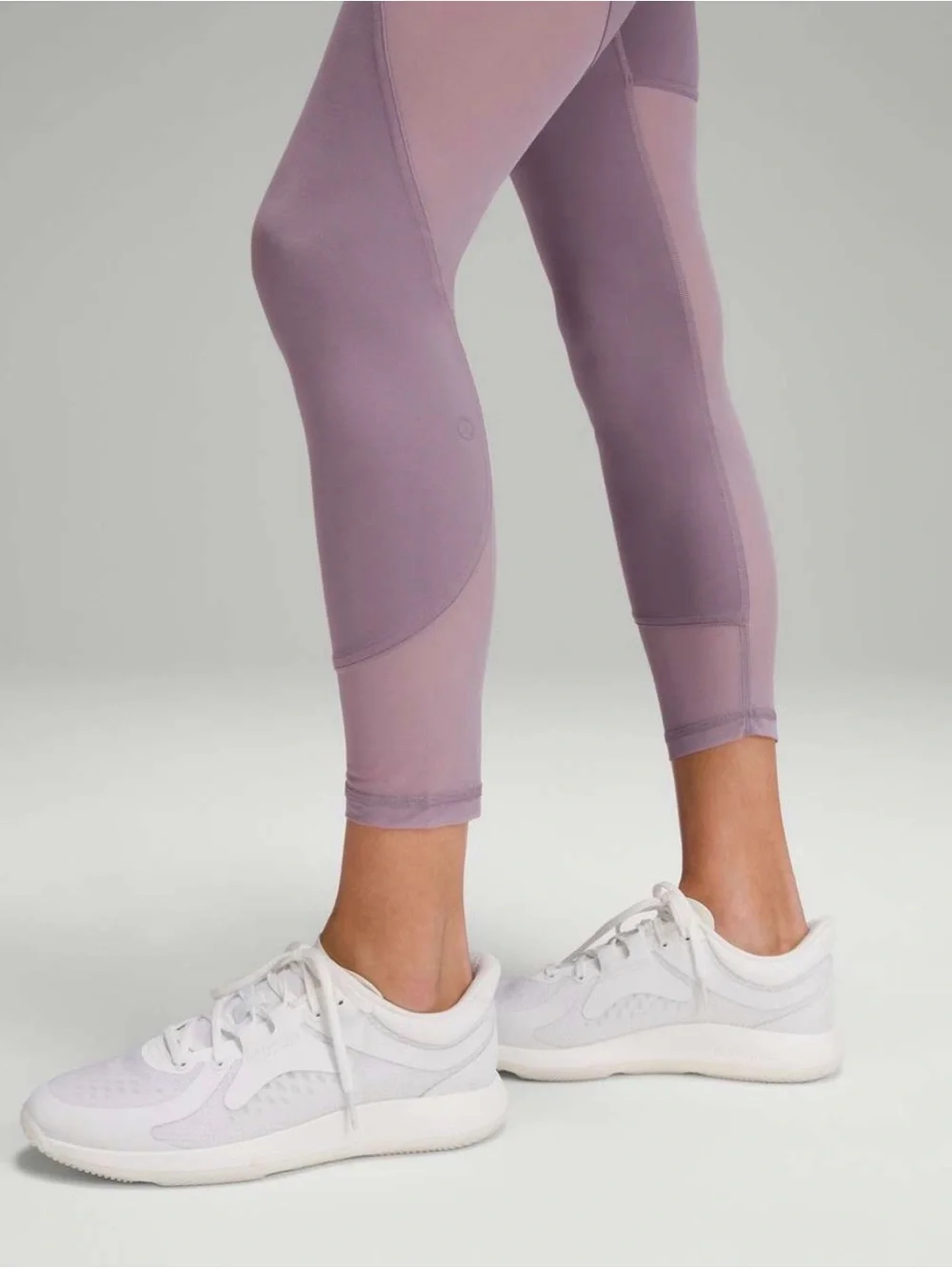Lululemon Wunder Train Mesh Panel High-Rise Tight in Violet Verbena Size 4